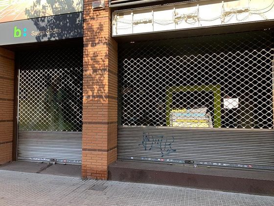 Foto 2 de Alquiler de local en calle Josep Pla con aire acondicionado y calefacción