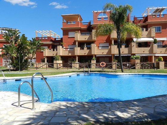 Foto 1 de Apartament en venda a calle Reserva de Marbella de 2 habitacions amb terrassa i piscina