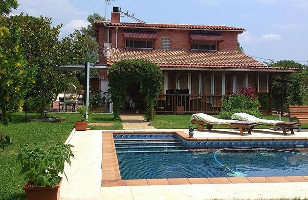 Foto 1 de Casa en venda a calle Sant Cosme de 4 habitacions amb terrassa i piscina