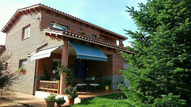 Foto 2 de Casa en venta en calle Sant Cosme de 4 habitaciones con terraza y piscina