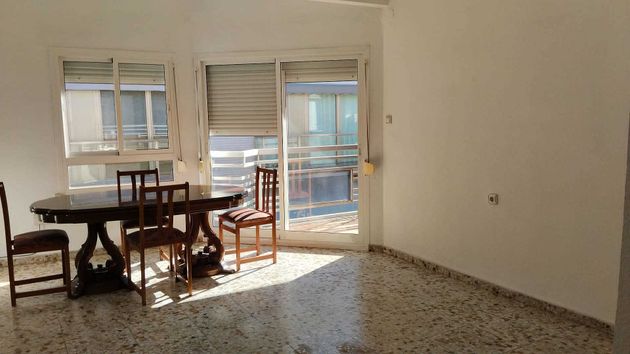 Foto 1 de Pis en lloguer a calle Pascual Arbos de 4 habitacions i 140 m²