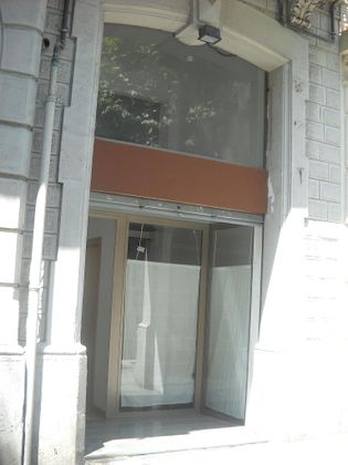 Foto 1 de Oficina en lloguer a calle Diputació de 1 habitació amb aire acondicionat i calefacció