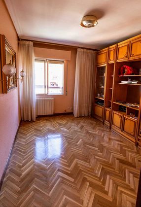 Foto 1 de Pis en venda a calle Doctor Moreno de 4 habitacions i 120 m²