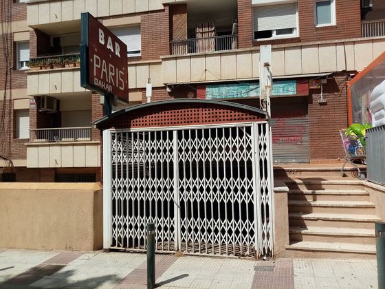 Foto 1 de Local en venda a calle Joan Maragall de 2 habitacions amb piscina