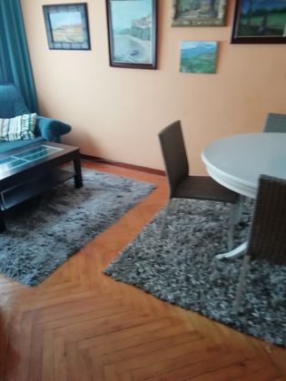 Foto 2 de Piso en alquiler en avenida Buenavista de 5 habitaciones con terraza y muebles