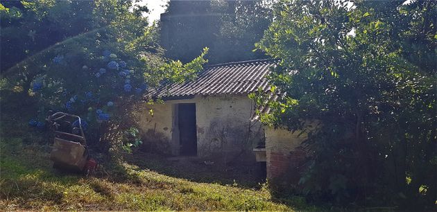 Foto 1 de Venta de casa rural en barrio A Troncosa de 2 habitaciones y 73 m²
