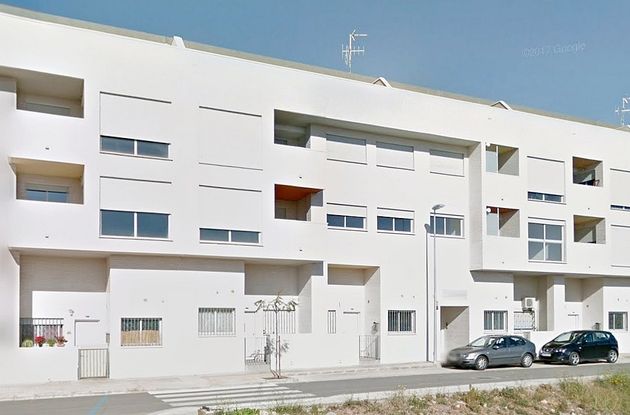 Foto 1 de Venta de apartamento en calle Del Llavaner de 2 habitaciones con terraza y garaje