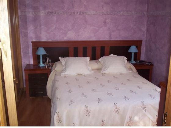 Foto 1 de Pis en venda a calle Pio XII de 3 habitacions amb terrassa i mobles