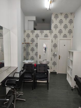 Foto 1 de Local en lloguer a calle Gravina de 2 habitacions amb mobles i aire acondicionat