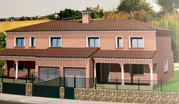 Foto 1 de Casa en venda a calle Pinar de 4 habitacions amb terrassa i garatge
