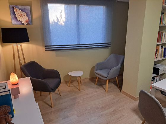 Foto 1 de Oficina en alquiler en calle San Rafael de 1 habitación con muebles y aire acondicionado