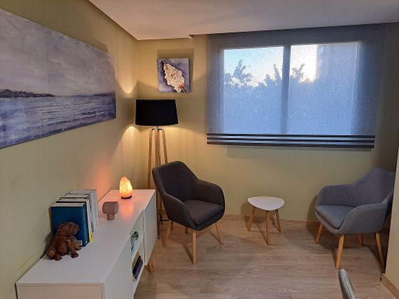 Foto 2 de Oficina en alquiler en calle San Rafael de 1 habitación con muebles y aire acondicionado