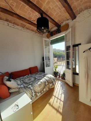 Foto 1 de Apartament en venda a calle Pamplona de 2 habitacions amb mobles i balcó