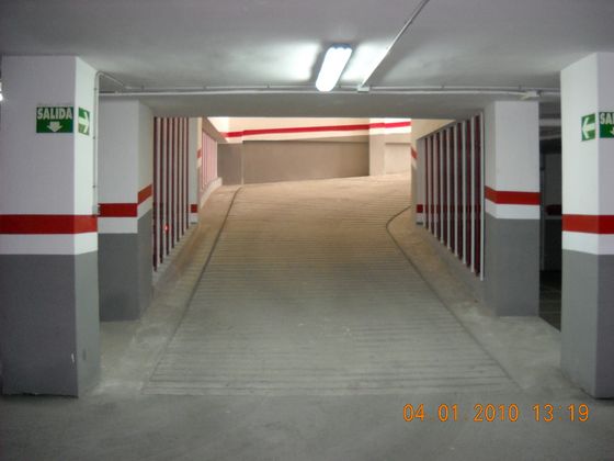 Foto 1 de Garatge en venda a calle Calzada de Castro de 35 m²