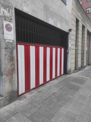 Foto 1 de Garatge en venda a calle Julio Urquijo de 15 m²