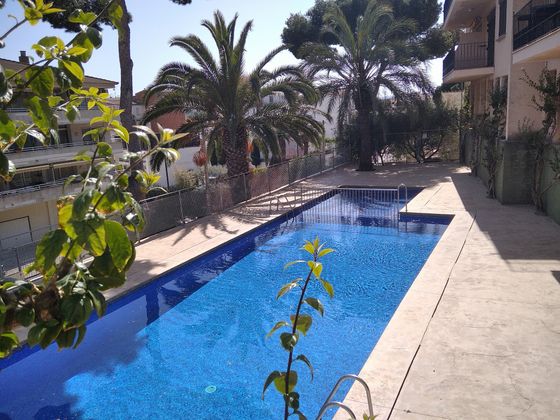 Foto 1 de Edifici en venda a calle Mediterrania amb piscina