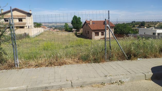 Foto 2 de Venta de terreno en calle Peña del Rey de 500 m²