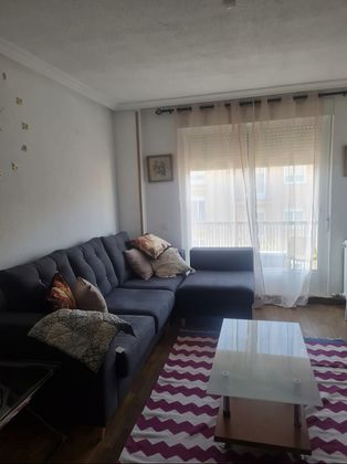 Foto 1 de Pis en lloguer a calle Arias Pinel de 3 habitacions amb terrassa i mobles