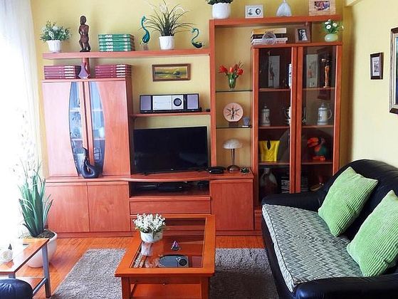 Foto 2 de Pis en venda a calle Carlos Albo de 2 habitacions amb garatge i mobles