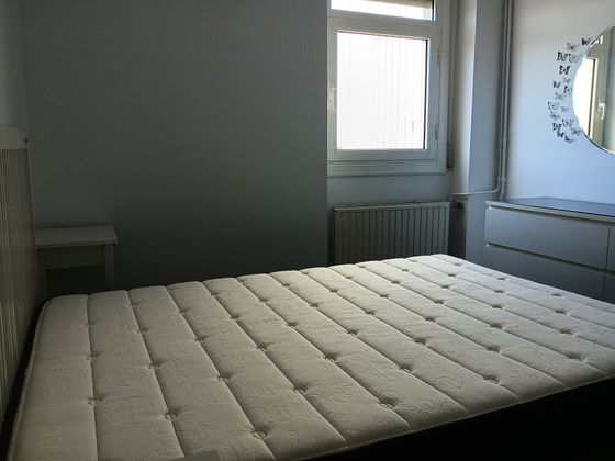 Foto 2 de Compartir piso en paseo D' Horta de 3 habitaciones con muebles y calefacción
