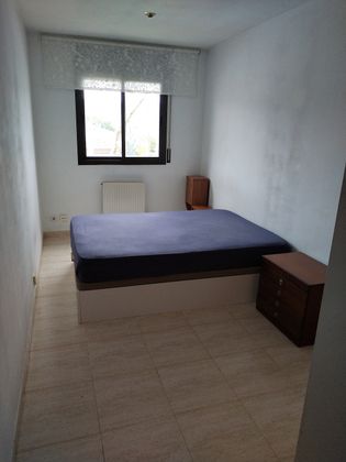 Foto 1 de Compartir piso en calle Camelies de 3 habitaciones con terraza y muebles