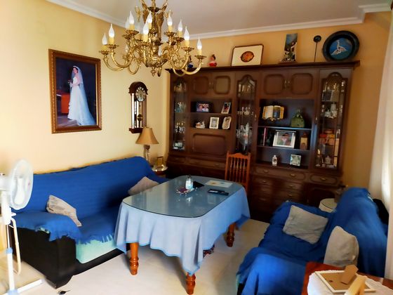 Foto 1 de Pis en venda a calle Donoso Cortes de 5 habitacions amb terrassa i balcó