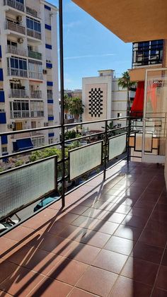 Foto 1 de Pis en venda a calle Hermanos Pinzon de 3 habitacions amb terrassa i aire acondicionat