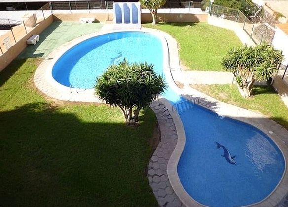 Foto 1 de Apartamento en venta en avenida Avda Juan Carlos L de 2 habitaciones con terraza y piscina
