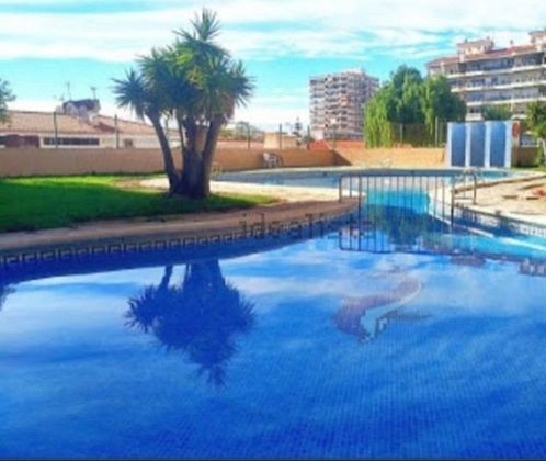 Foto 1 de Apartamento en alquiler en avenida Avda Juan Carlos L de 2 habitaciones con terraza y piscina