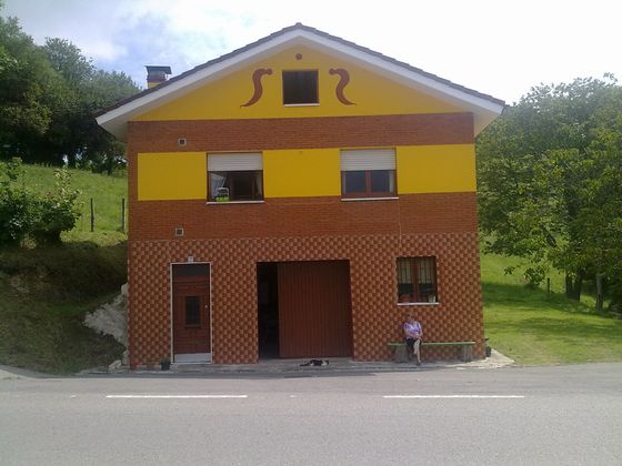 Foto 2 de Casa rural en venda a calle La Encrucijada de 3 habitacions amb garatge