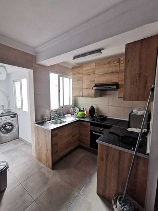 Foto 1 de Compartir pis a calle Pintor Velazquez de 4 habitacions amb mobles i aire acondicionat