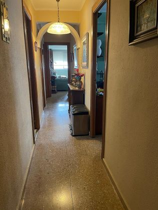 Foto 1 de Pis en venda a calle Isabel de Villena de 3 habitacions amb mobles i aire acondicionat